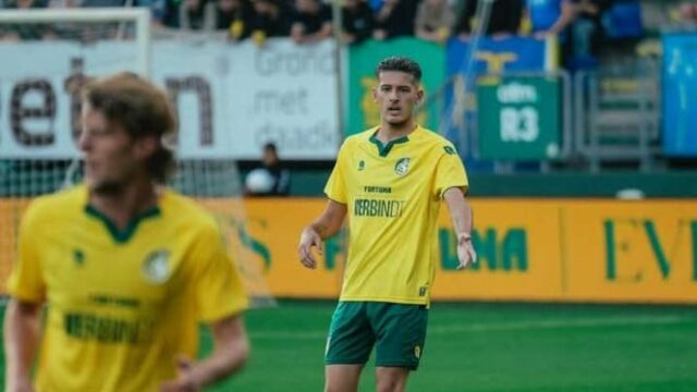 Duelo da Seleção Nacional da Indonésia na primeira semana de Eredivisie 2025/2026: Justin Hubner vs Dean James

