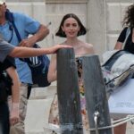 No sábado, a estrela do programa, Lily Collins