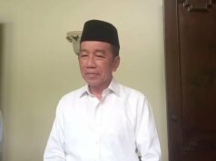 Faltando ao Congresso do Projo III por motivos de saúde, médico pede a Jokowi que não faça atividades externas Enviando fitas negras, Jokowi está de luto pela morte de Affan Kurniawan