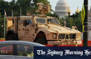 Equipe Trump de volta a Stoush em Washington, 600, alguma aquisição Membros dos EUA Park Palo, Serviço Secreto dos EUA, FBI e outras agências federais conversam perto da Casa Branca na quinta -feira.