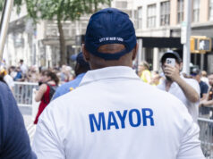 Eric Adams reage ao relatório que o consultor deu dinheiro ao jornalista Eric Adams reage ao relatório que o consultor deu dinheiro ao jornalista