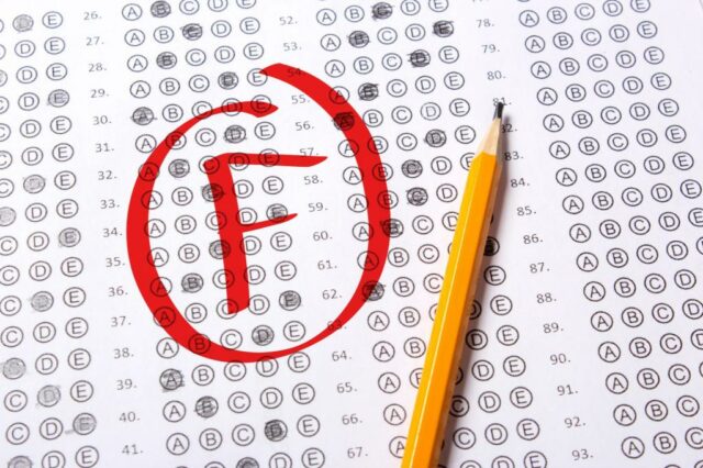 Escolas em Nova York ainda não ensinam mais de 40% das crianças - e podem em breve se deteriorar

