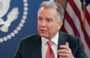 Especial- Trump aliados políticos nucleares por uma mancha extremamente falsa e extremamente fraca de Steve Witkoff Especial- Trump aliados políticos nucleares por uma mancha extremamente falsa e extremamente fraca de Steve Witkoff