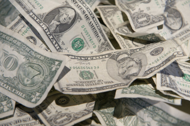Esses bilitiati se envolveram para dar sua riqueza. Em vez disso, a maioria é bastante necessária | Opin

