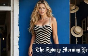 Esta supermodelo tirou uma moda do clima – eu me virei para a falsa total Esta supermodelo tirou uma moda do clima - eu me virei para a falsa total