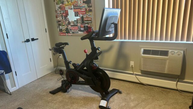 Peloton Bicycle+ e Bicycle Chair