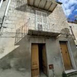 Deal: Barbara Marekll comprou esta propriedade em Mussomeli por 13.000 ¿13.000