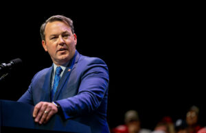 Eu tenho a chance de democratas de derrotar Burt Jones na corrida do governador da Geórgia Eu tenho a chance de democratas de derrotar Burt Jones na corrida do governador da Geórgia