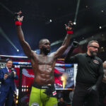Fabian Edwards vence o título dos médios do torneio mundial PFL com brutal TKO
