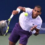 Arthur Rinderknech no torneio do National Bank Open Tunnis.