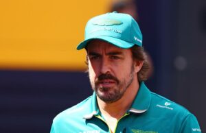 Fernando Alonso para a Miss Hungarian Practice of the GP devido a lesão nas costas Fernando Alonso para a Miss Hungarian Practice of the GP devido a lesão nas costas