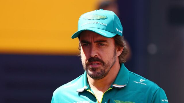 Fernando Alonso para a Miss Hungarian Practice of the GP devido a lesão nas costas

