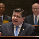 "Fico feliz em lamber suas botas, o democrata rasga o Gerymandering do Texas GOP