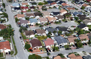 Florida Atualiza a proposta de corte de imposto sobre a propriedade Florida Atualiza a proposta de corte de imposto sobre a propriedade