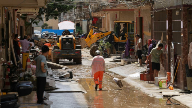 Foram mortos pela China depois que o repente inundou

