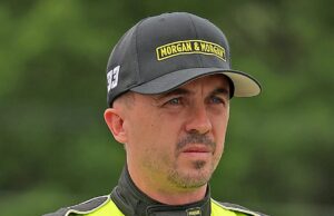 Frankie Muniz quebra o pulso na perda de escada, pronta para perder corridas Frankie Muniz Main Getty