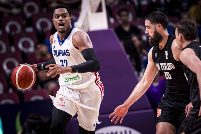 Gilas Pilipinas foi insuficiente no quarto trimestre da proposta de retorno e, como resultado, 94-86 para a Nova Zelândia na Copa da FIBA na quinta-feira