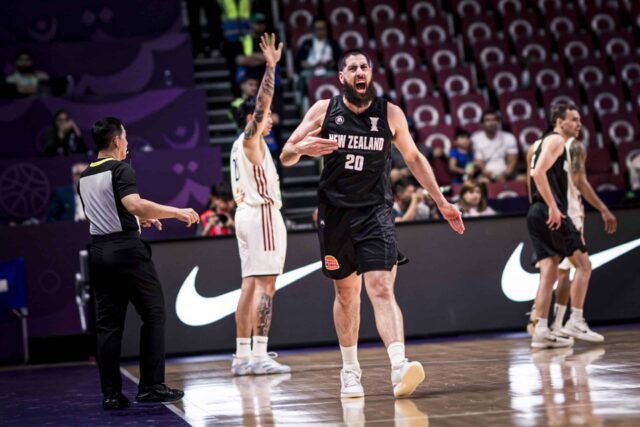 2025 FIBA Cup Jordan Iya, o principal homem da Nova Zelândia durante o confronto contra Gias Pilipinas.