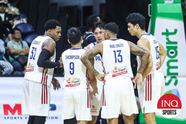 Tim Cone mantém os rostos familiares de Gilas, incluindo Ofana e Malonzo