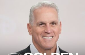 “Gold Bachelor” Mel Owens está se desculpando para mulheres com menos de 60 anos Mel Ouens Getty 1