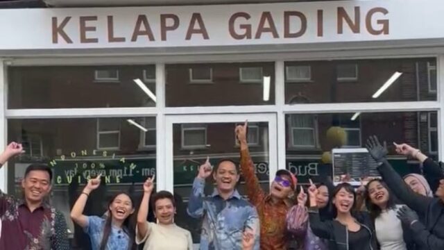 Há Kelapa Gading em Londres, promovendo a culinária indonésia 

