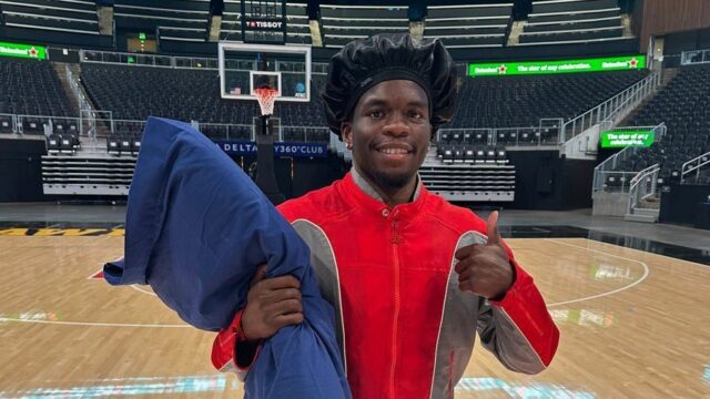 Hawks 'State Farm Arena, Frexer Davis Dodds abriga o streaming de 24 horas para o lançamento da programação da NBA

