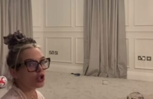 Helen Flanagan foi elogiada por demonstrar os desafios da maternidade quando tentou acalmar seu filho de 4 anos enquanto ele corria pela casa nas últimas horas. Helen Flanagan foi elogiada depois de mostrar suas lutas em levar seu filho de quatro anos Charlie para a cama