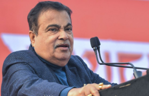 Homem para dar a ameaça da bomba para a residência de Nitkari “ Homem para dar a ameaça da bomba para a residência de Nitkari "