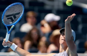 Iga świątek na terceira rodada do torneio em Cincinnati. Levou 74 minutos para promover Iga świątek na terceira rodada do torneio em Cincinnati. Levou 74 minutos para promover