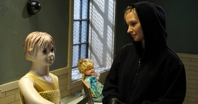 Toda vez que as estrelas da PLL originais cruzavam com o elenco da série Max