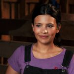 Noah Lalonde como Cole e Nikki Rodriguez como Jackie na segunda temporada de
