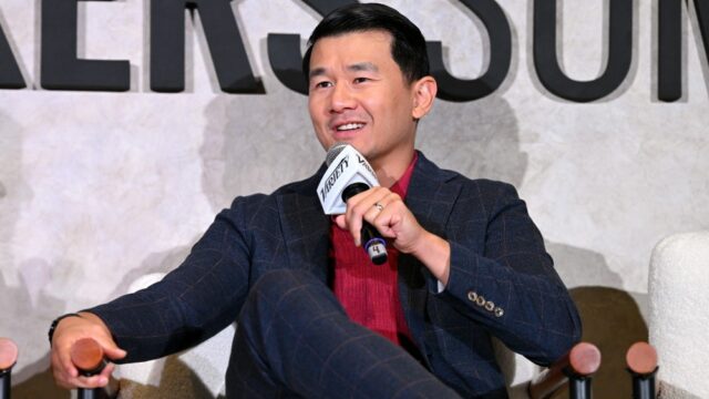 Jake Tapper, Ronny Chieng, Amber Ruffin e mais explorar o poder da verdade na narrativa no Summit Summit Variety and Rolling Stone.

