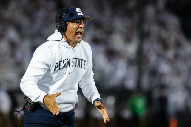 James Franklin, quarterback da Penn State, sob incêndio na temporada de 2025



