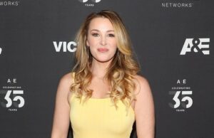 Jamie Otis, de Mafs, revela exatamente como ela educa garotinha para cuidar de agressores Casado na primeira vista bebês