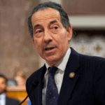 Jamie Raskin diz que Trump, que quer "vingança precisa" aos eleitores sobre DC, enviou uma resolução para encerrar o download federal