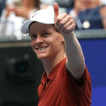 Jannik Sinner prossegue o suporte do título depois de proteger Sway Alexei Popyrin