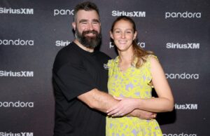 Jason Kelce tira sobre a aparência da esposa Kylie Gotham FC: ‘Way to Go’ A apresentação de Kylie Kelce parece culpada por sua atenção