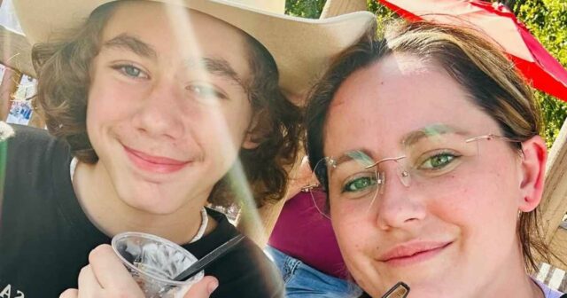 Mãe adolescente Jenelle Evans Upns and Downs com o filho Jace
