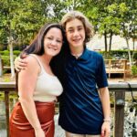 Mãe adolescente Jenelle Evans Upns and Downs com o filho Jace