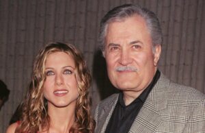 Jennifer Aniston diz que procurar a aprovação do pai resultou em seu “maior desgosto” Jennifer Aniston diz que procurar a aprovação do pai resultou em seu "maior desgosto"