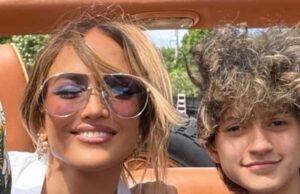 Jennifer Lopez compartilha uma nova foto com a Emme, de 17 anos A promoção Jennifer Lopez jorra sobre gêmeos Emme e Max em meio a problemas de casamento de Ben Affleck