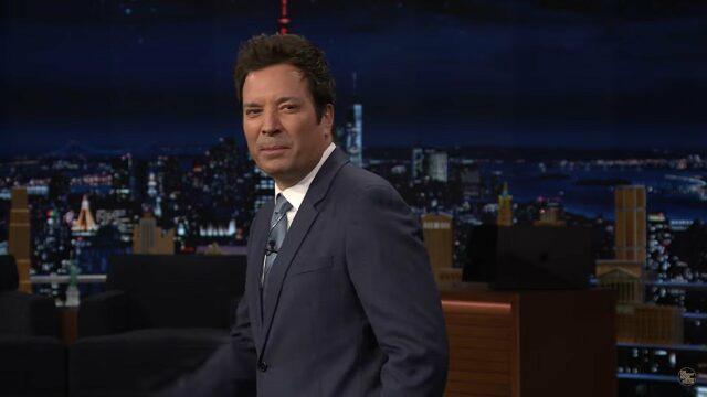 Jimmy Fallon começa uma partida engraçada do grito para 'caçar mulheres' enquanto fala sobre vídeo de economia

