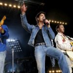 GetTyimages-2229542450-Jonas-Brothers-Demi-Lovato