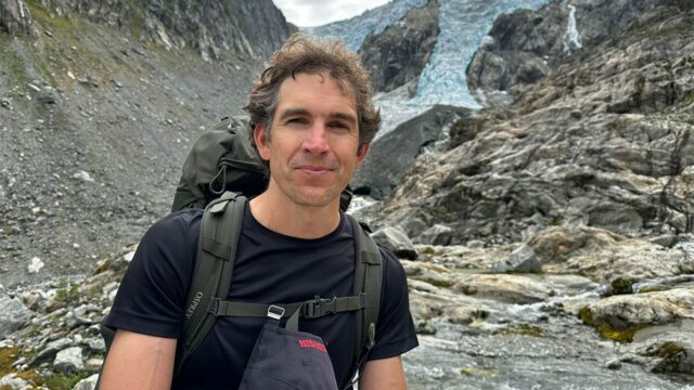 Jornalista Americano desaparecido na Noruega após uma viagem de mochila, diz a família

