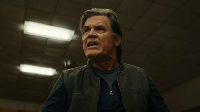 Josh Brolin diz que 'Armas' é a antítese do conteúdo de transmissão 'chato' que é 'o mesmo s -': o público está 'procurando por ótimos cineastas'


