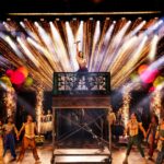 '& Juliet' transforma o trágico drama de Shakespeare em uma festa Max Martin