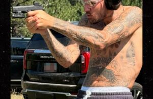 Justin Bieber atirando unicornly Justin-Bee-G-1