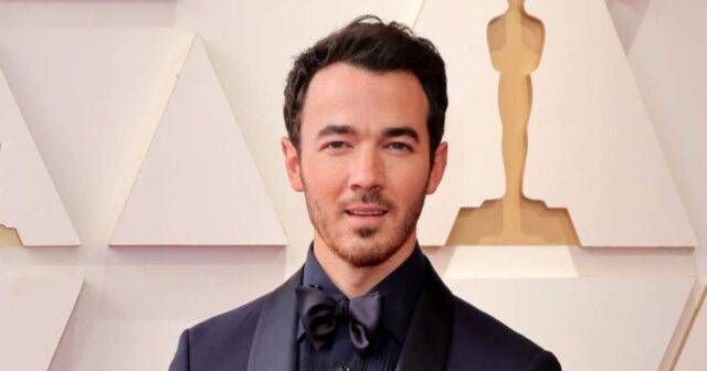 Kevin Jonas e Danielle Jonas Marest Moments com suas filhas Alena e Valentina Pics 226