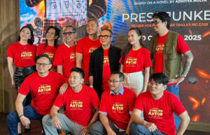 Kevin Julio interpretou um diretor excêntrico do filme mais ator, os resultados da pesquisa do mundo real Kevin Julio interpretou um diretor excêntrico do filme mais ator, os resultados da pesquisa do mundo real