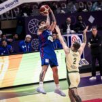 Kevin Quiambao se levanta para um saltador. Primeiro de tudo, houve 17 pontos para liderar todas as pontuações de Gilas.